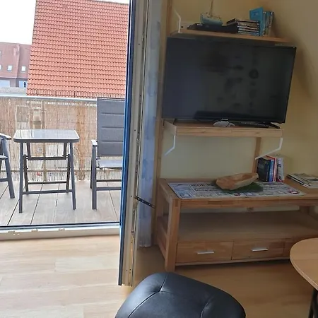 Leuchtturm Am Sandstrand *