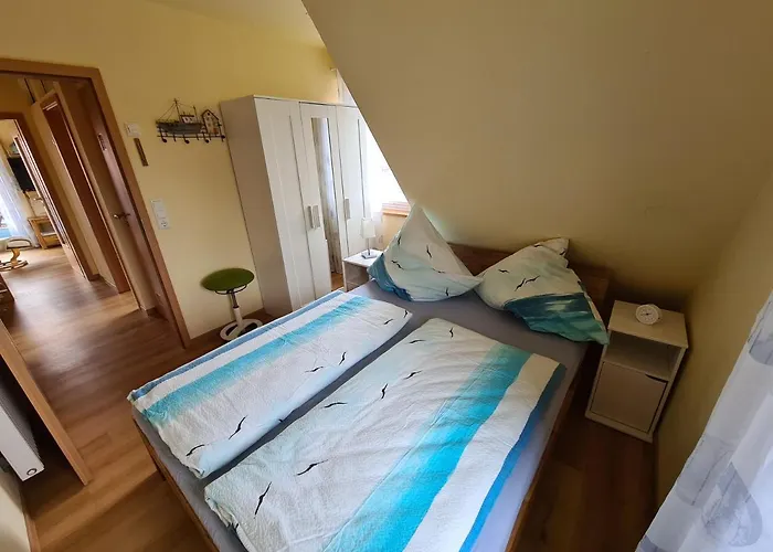 Leuchtturm Am Sandstrand * 诺登